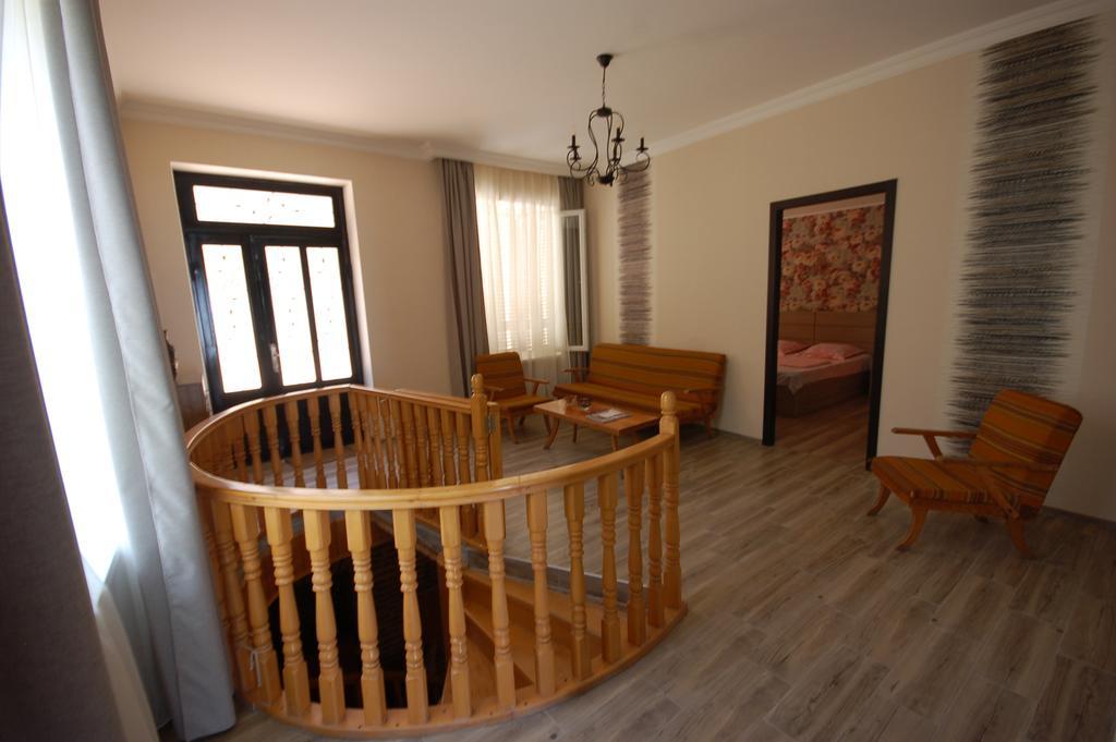 Guest House Aisi Sighnaghi Exterior photo